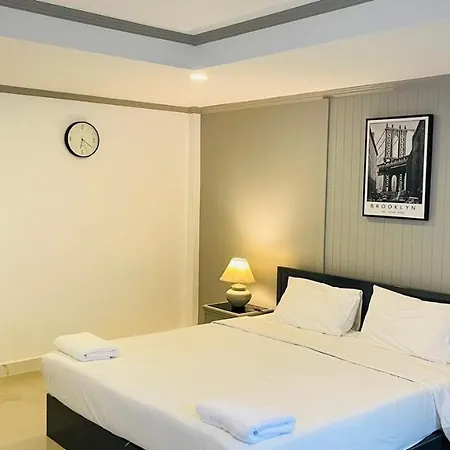 Del Max Resort Pattaya Exterior photo