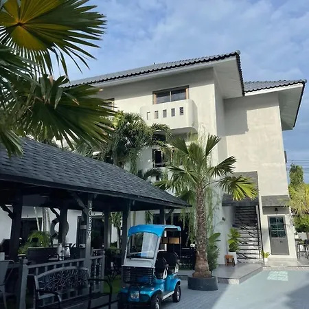 Del Max Resort Pattaya Exterior photo